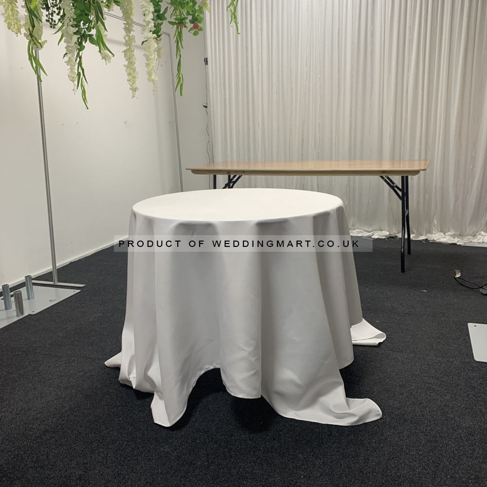 90x90inch Square Polyester Table Cloths - WHITE – Wholesale Polyester Tablecloths for Wedding Decorators | WeddingMart
