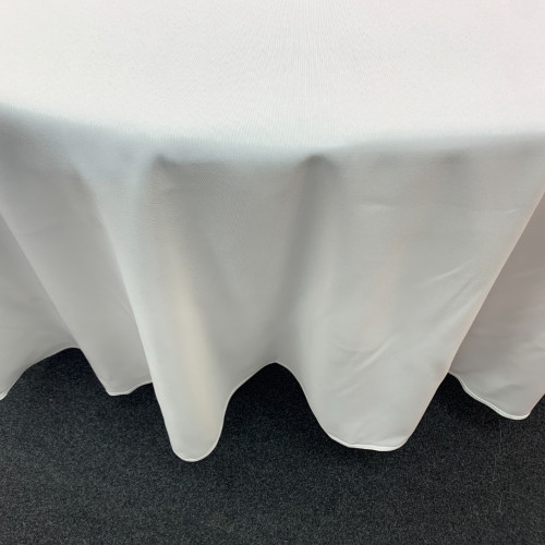 120 inch Round Polyester Table Cloths - White – Wholesale Polyester Tablecloths for Wedding Decorators | WeddingMart