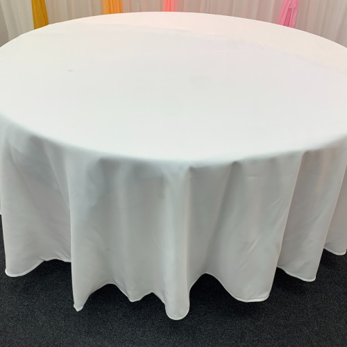 132 inch Round Polyester Table Cloths - White – Wholesale Polyester Tablecloths for Wedding Decorators | WeddingMart