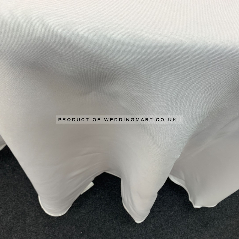 132 inch Round Polyester Table Cloths - White – Wholesale Polyester Tablecloths for Wedding Decorators | WeddingMart