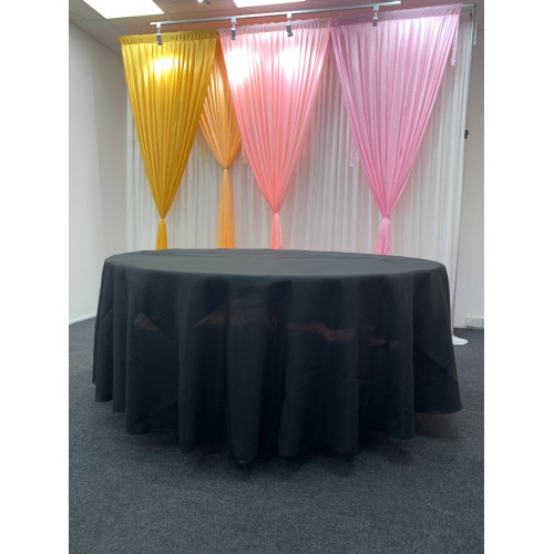 132 inch Round Polyester Table Cloths - Black