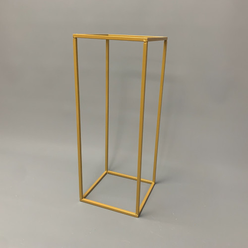 80cm Budget Rectangular Metal Centrepiece Stands - Gold – Wholesale Budget Centerpiece Stands for Wedding Decorators | WeddingMart