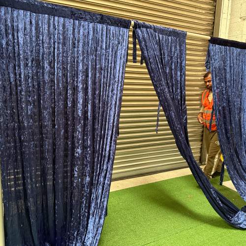 1m (w) x 4m (h) Velvet Backdrop Overlay Panel - Blue – Wholesale Velvet Overlays for Wedding Decorators | WeddingMart