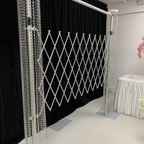 Expandable Support Grid Panel for Floral Wall – Wholesale Stands and Backings for Wedding Decorators | WeddingMart