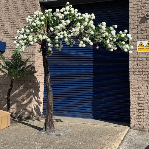 310cm Canopy Arch Rose Tree - Ivory – Wholesale Canopy Arch Trees for Wedding Decorators | WeddingMart