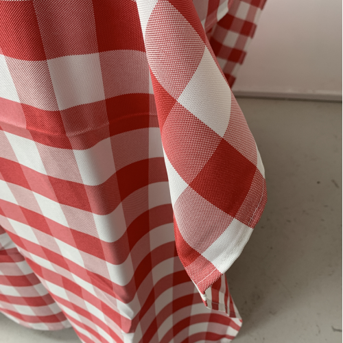 90x90 Gingham Table Cloths - Red – Wholesale Polyester Tablecloths for Wedding Decorators | WeddingMart