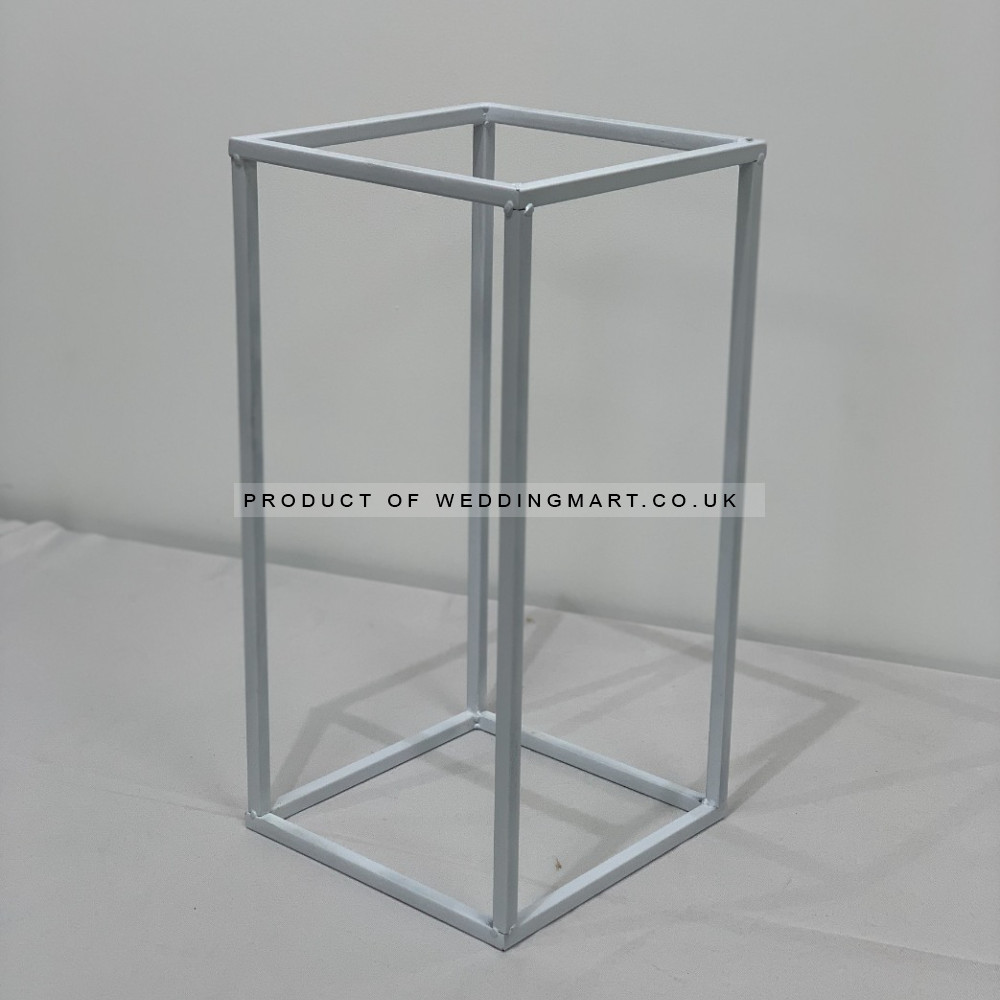 80cm Budget Rectangular Metal Centrepiece Stands - WHITE – Wholesale Budget Centerpiece Stands for Wedding Decorators | WeddingMart