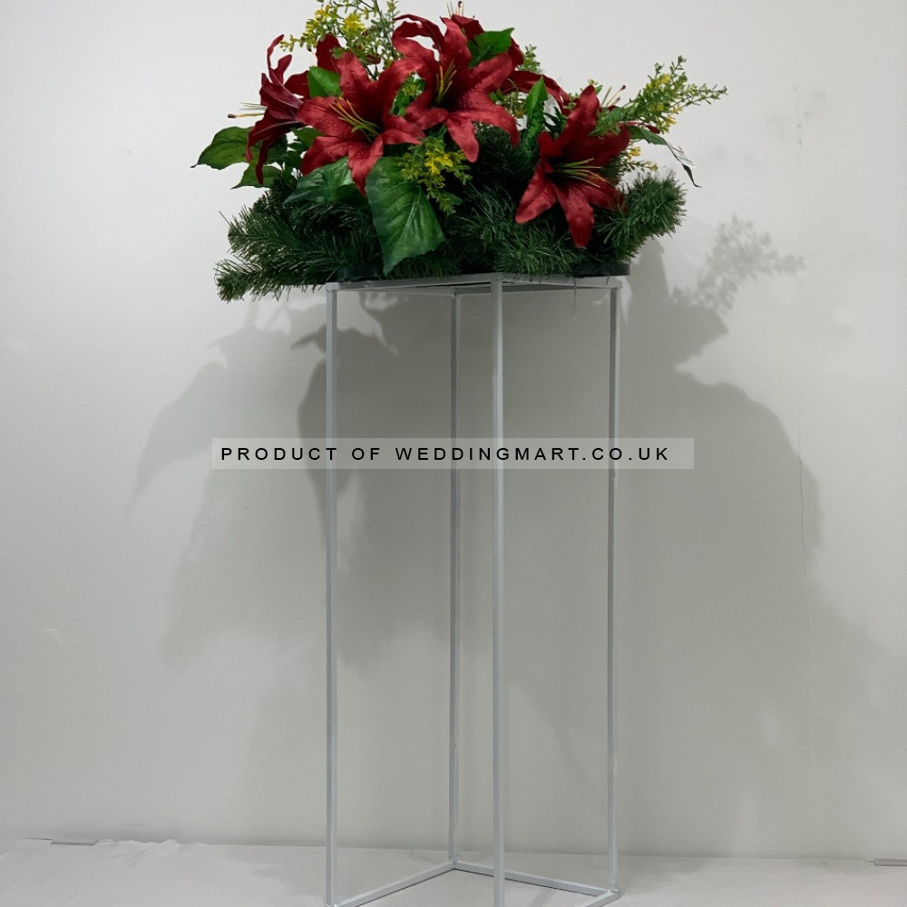 80cm Budget Rectangular Metal Centrepiece Stands - WHITE – Wholesale Budget Centerpiece Stands for Wedding Decorators | WeddingMart