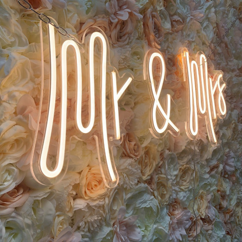 80cm Wedding Backdop Neon Sign - Mr and Mrs – Wholesale Wedding Backdrop Accessories for Wedding Decorators | WeddingMart