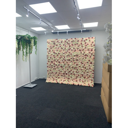 8ftx8ft Ready Made Flower Wall - F473