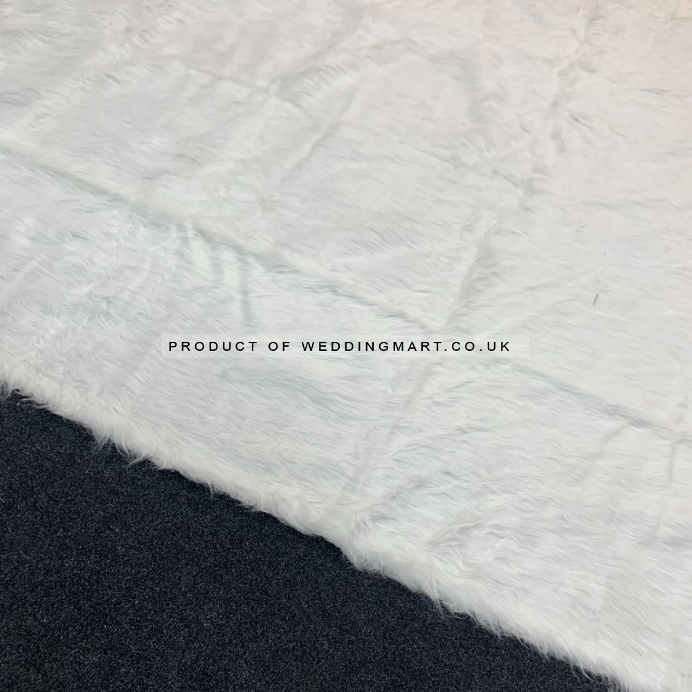 120cm Faux Fur Rug Carpet Cover for Wedding Stage Aisle Runner Walkway - White – Wholesale Accessories for Wedding Decorators | WeddingMart