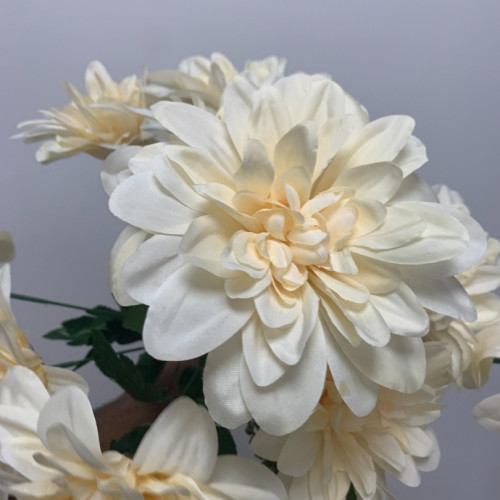 11 Heads Artificial Silk Peony Bouquet - Ivory – Wholesale Peony Bouquets for Wedding Decorators | WeddingMart