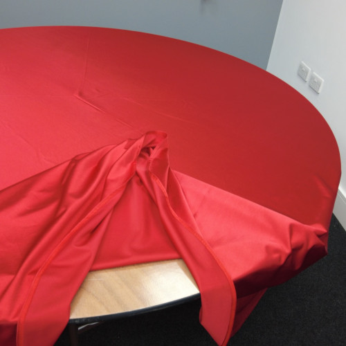 120 inch Heavy Duty Round Satin Table Cloth -  RED – Wholesale Satin Tablecloths for Wedding Decorators | WeddingMart