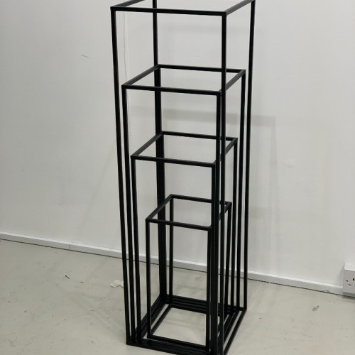 100cm Black Metal Flower Stand – Extra Tall Rectangular Floral Pedestal – Wholesale Budget Centerpiece Stands for Wedding Decorators | WeddingMart