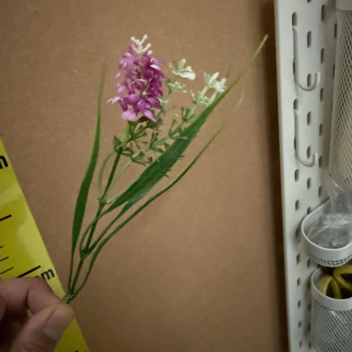 Artificial Laveldar Flower Stems (Pack of 12) - Purple – Wholesale  for Wedding Decorators | WeddingMart