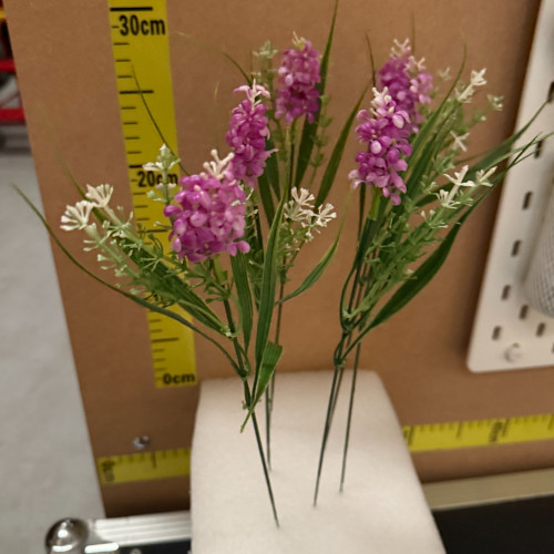 Artificial Laveldar Flower Stems (Pack of 12) - Purple – Wholesale  for Wedding Decorators | WeddingMart