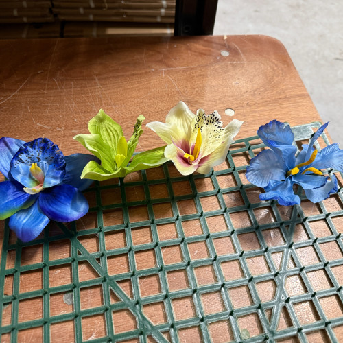 Artificial Iris Flower Head  (Pack of 24) - Blue – Wholesale Artificial Orchid Flower Heads for Wedding Decorators | WeddingMart