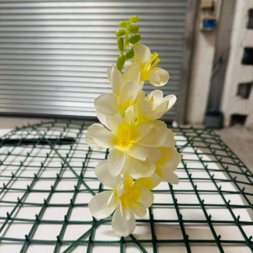 Artificial Delphinium Heads (Pack of 24) -IVORY – Wholesale Artificial Delphinium Flower Heads for Wedding Decorators | WeddingMart