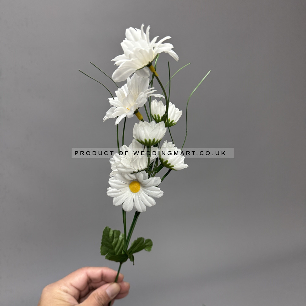 40cm Artificial Daisy Flower Stems - Box of 36 – Wholesale Clearance for Wedding Decorators | WeddingMart
