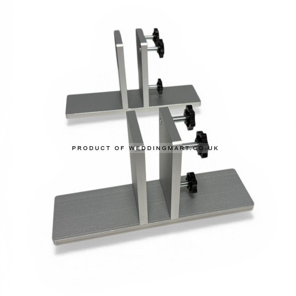 Splitex Pro backdrop panel holder stands holding round top backdrop panel with aluminium base supports