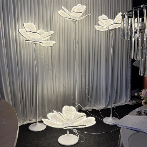 4 piece giant LED illuminated flower lights for wedding backdrop and event decoration