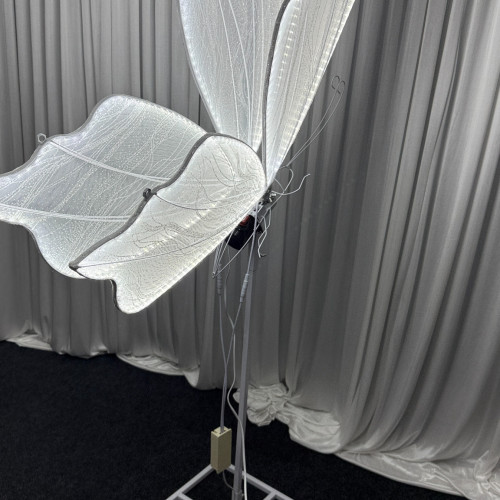 Wedding Electric Butterfly Floor Lamp-Giant Moving Butterfly Lights – Ex Demo – Wholesale  for Wedding Decorators | WeddingMart