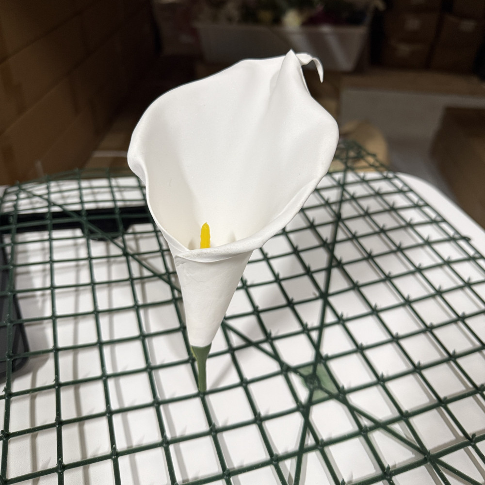 20cm Artificial Calla Lily Flower Heads - White (Pack of 12)