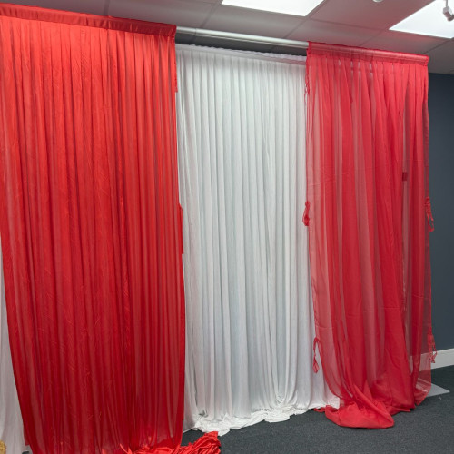 1m (w) x 4m (h) Voil Overlay Panel - Red